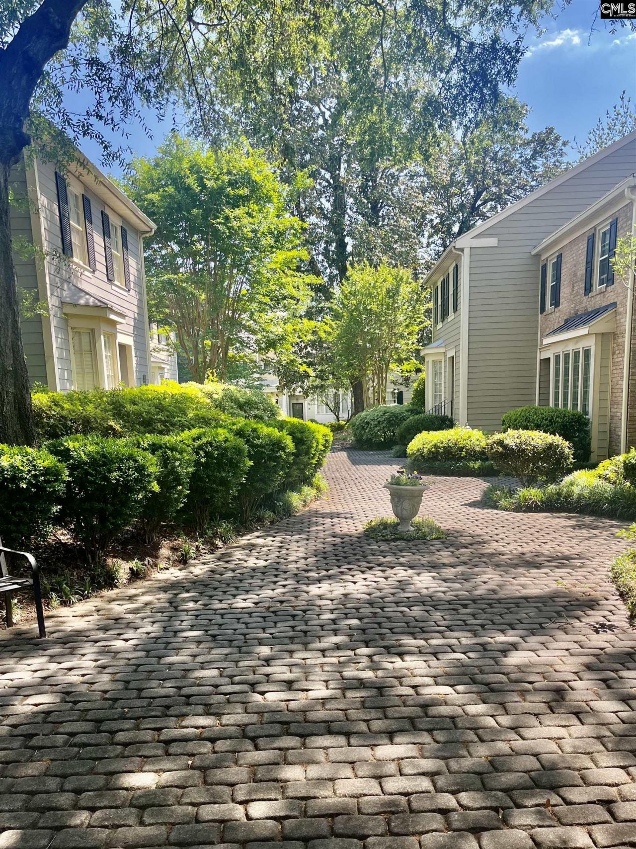 14 Sims Alley  Photo 26