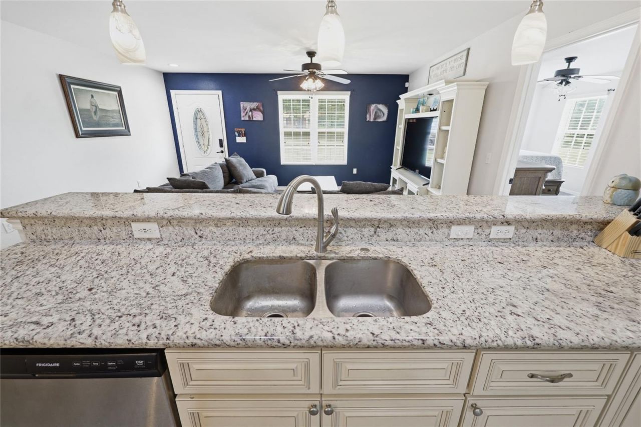 2830 NW 174 Street , Trenton, FL 32693 Photo