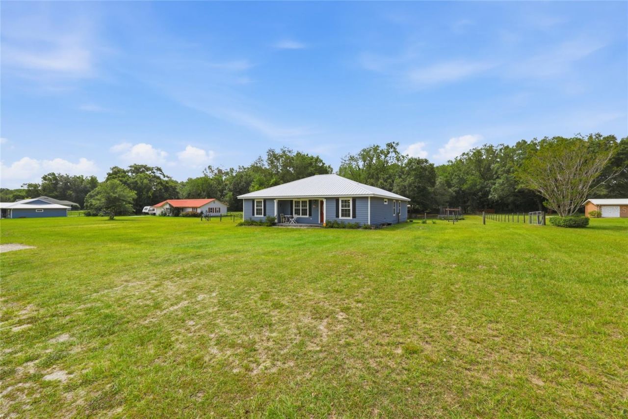 2830 NW 174 Street , Trenton, FL 32693 Photo