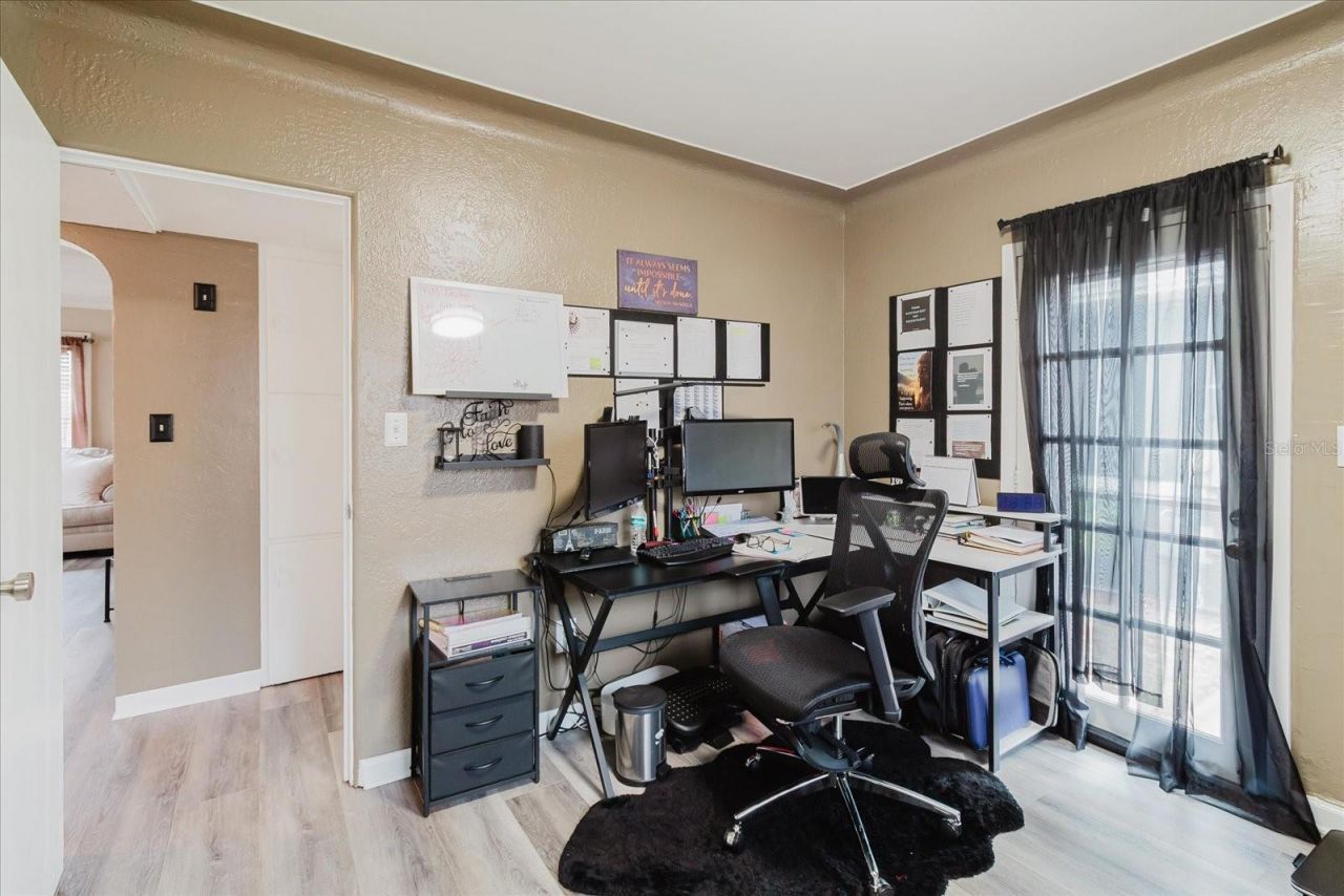 210 49 Th Street N, Saint Petersburg, FL 33710 Photo