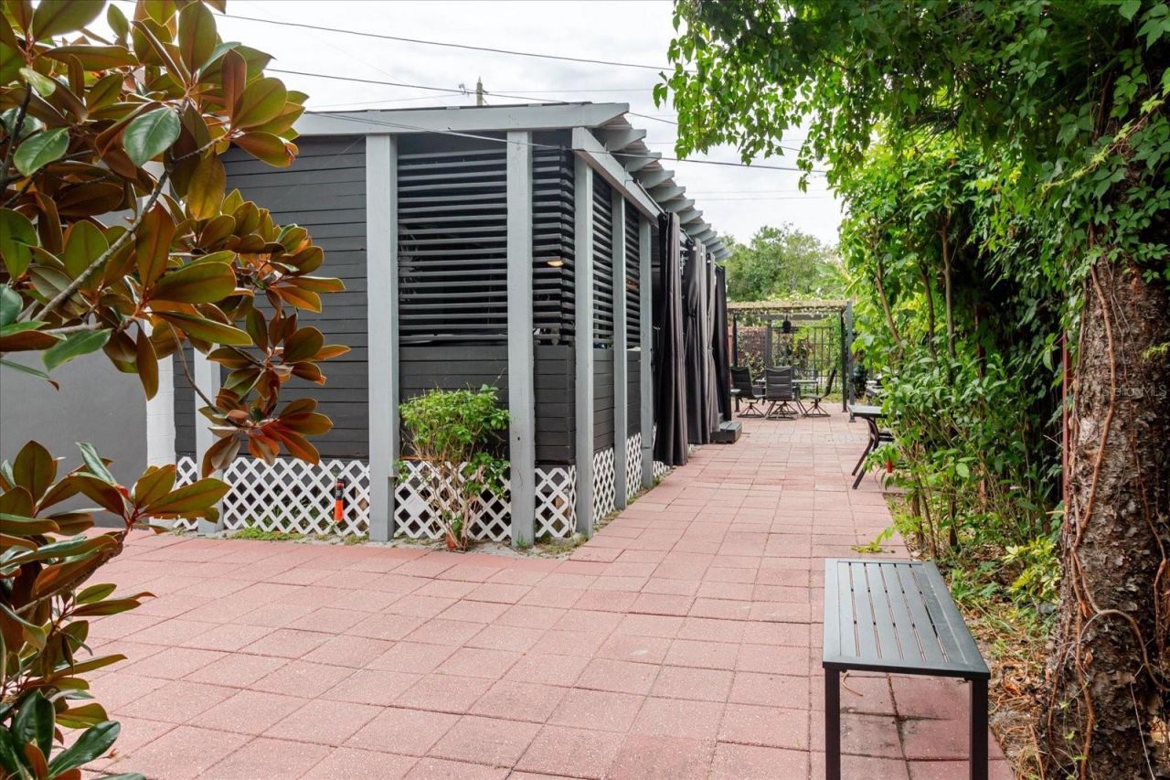 210 49 Th Street N, Saint Petersburg, FL 33710 Photo