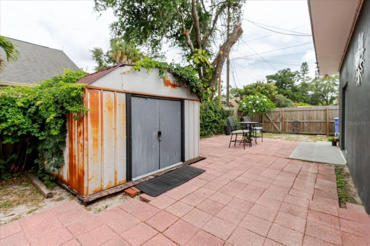 210 49 Th Street N, Saint Petersburg, FL 33710 Photo