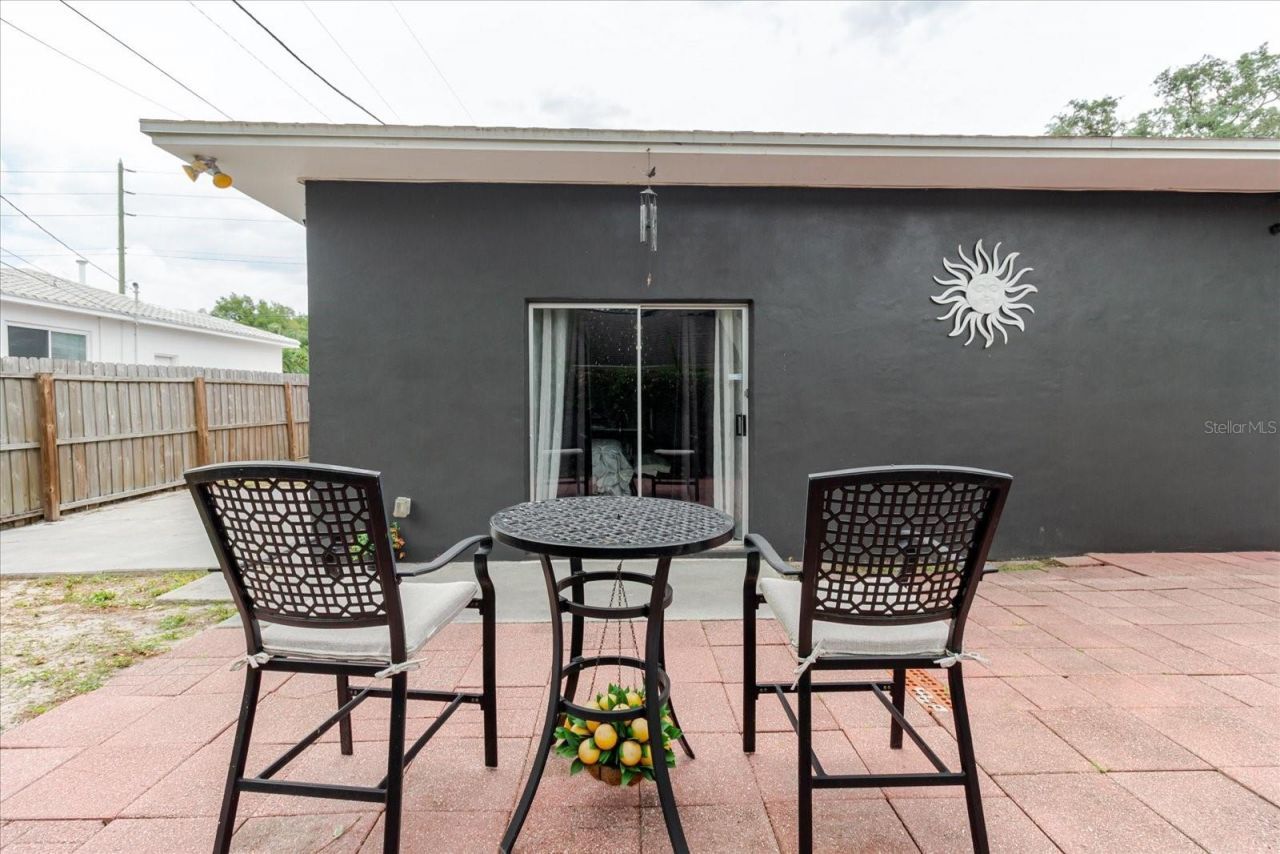 210 49 Th Street N, Saint Petersburg, FL 33710 Photo
