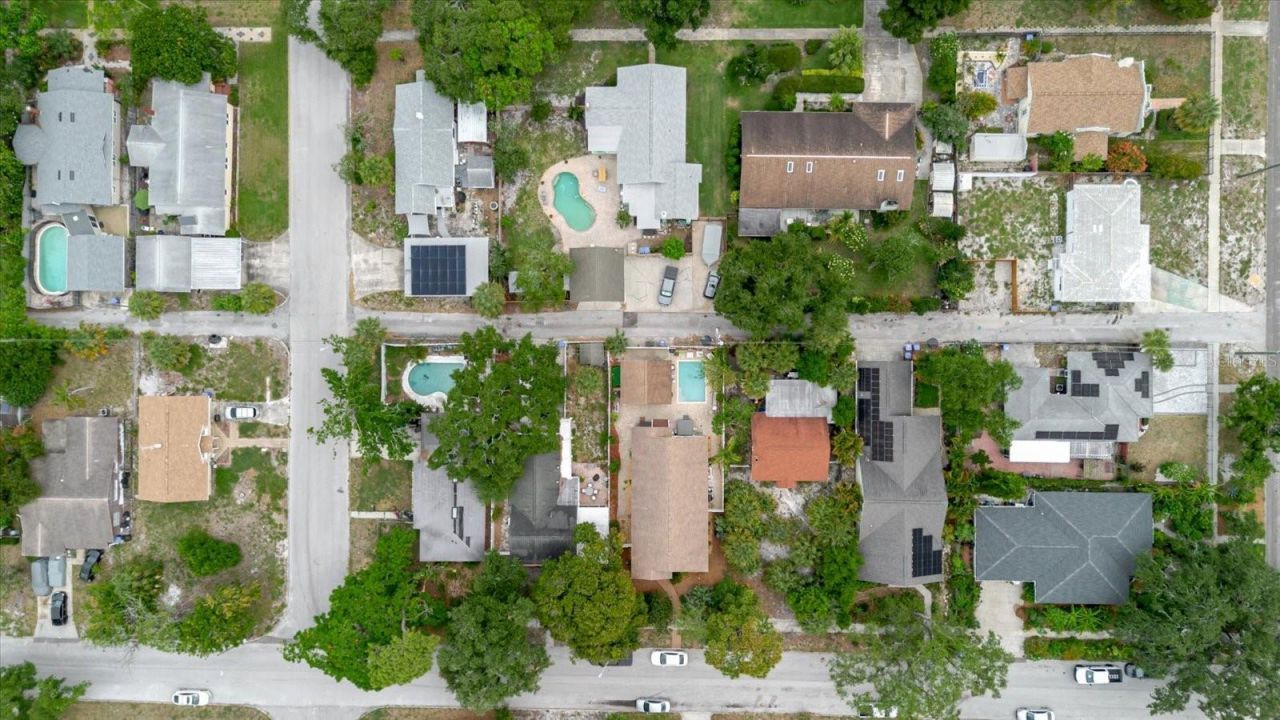 210 49 Th Street N, Saint Petersburg, FL 33710 Photo