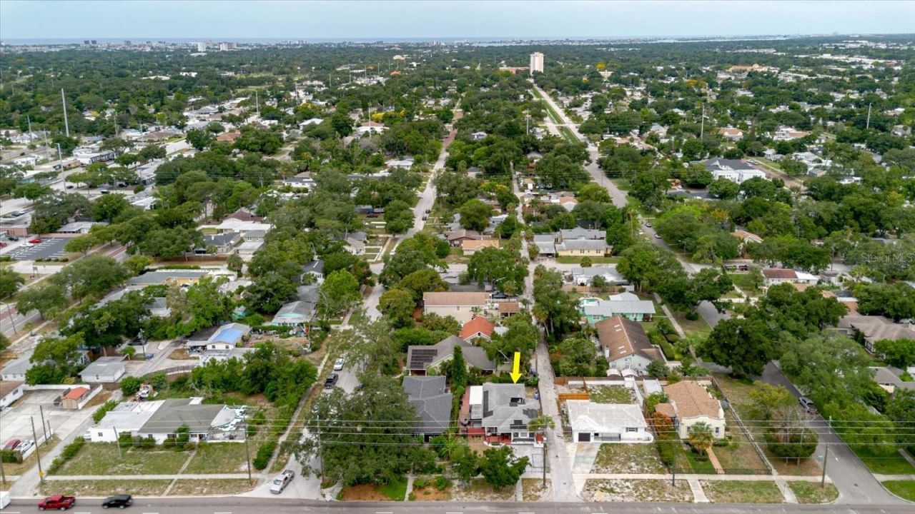 210 49 Th Street N, Saint Petersburg, FL 33710 Photo