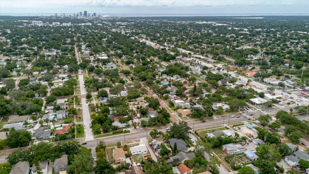 210 49 Th Street N, Saint Petersburg, FL 33710 Photo