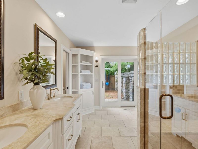 2908 S Dorchester Road, Columbus, OH 43221 Photo 24