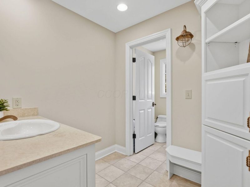 2908 S Dorchester Road, Columbus, OH 43221 Photo 46