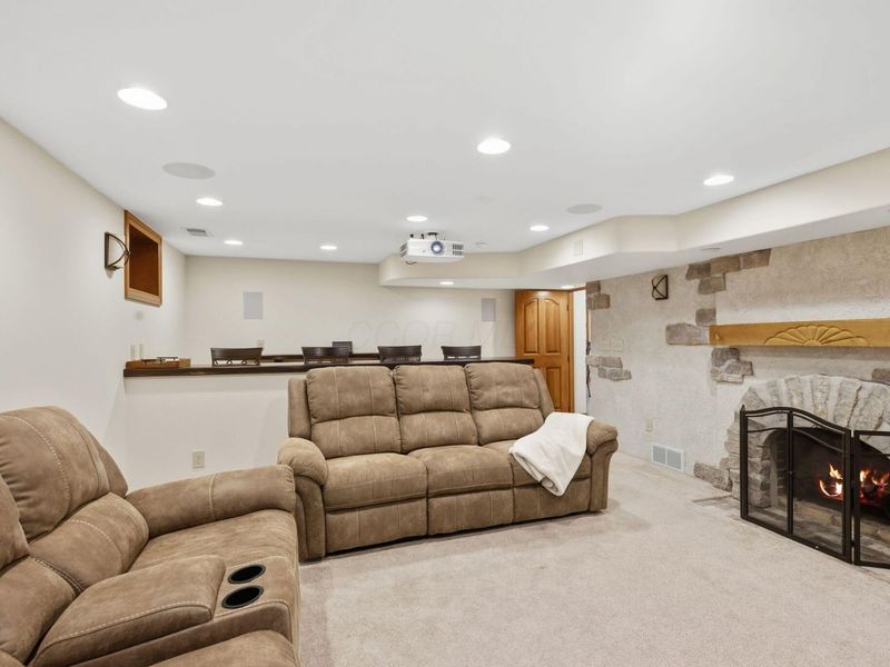 2908 S Dorchester Road, Columbus, OH 43221 Photo 61