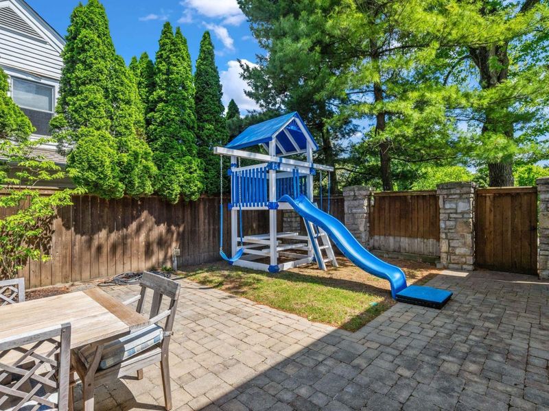 2908 S Dorchester Road, Columbus, OH 43221 Photo 69