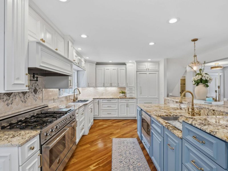 2908 S Dorchester Road, Columbus, OH 43221 Photo 9
