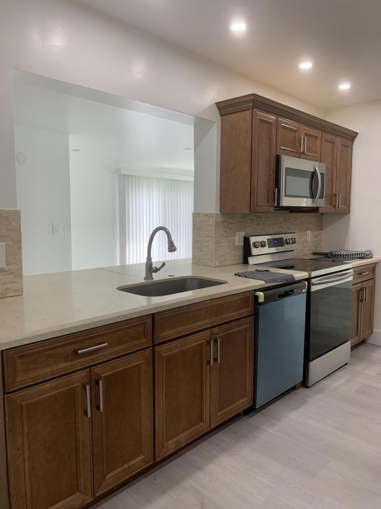 4005 NW 76th Avenue, Coral Springs, FL 33065 Photo