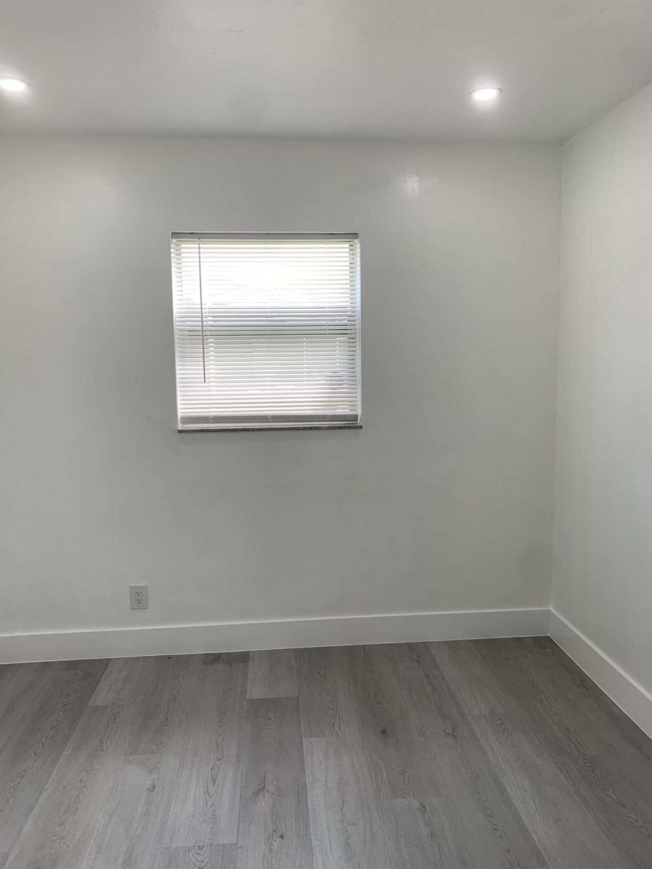 4005 NW 76th Avenue, Coral Springs, FL 33065 Photo