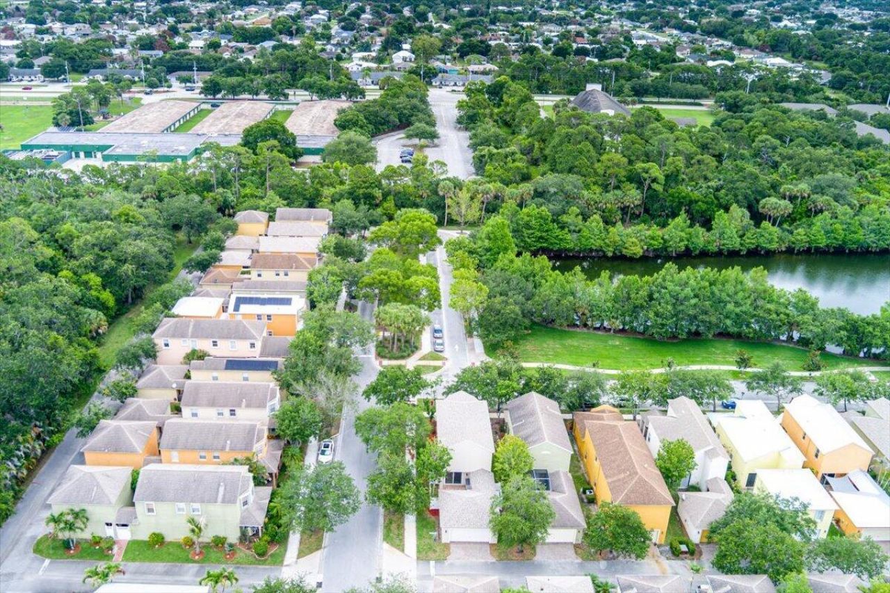 2583 SE Ruskin Drive, Port Saint Lucie, FL 34952 Photo