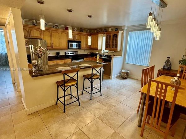 20381 NE 30th Ave , Unit 320-7, Aventura, FL 33180