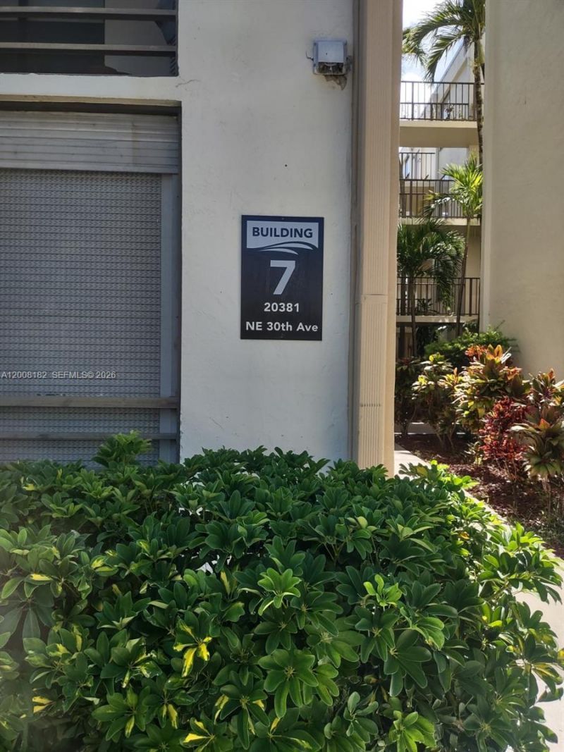 20381 NE 30th Ave , Unit 320-7, Aventura, FL 33180 Photo