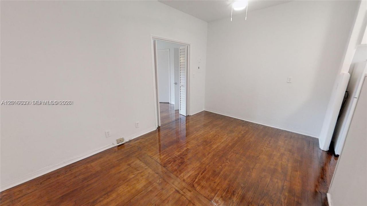 639 12 Street, Unit 3, Miami Beach, FL 33139 Photo