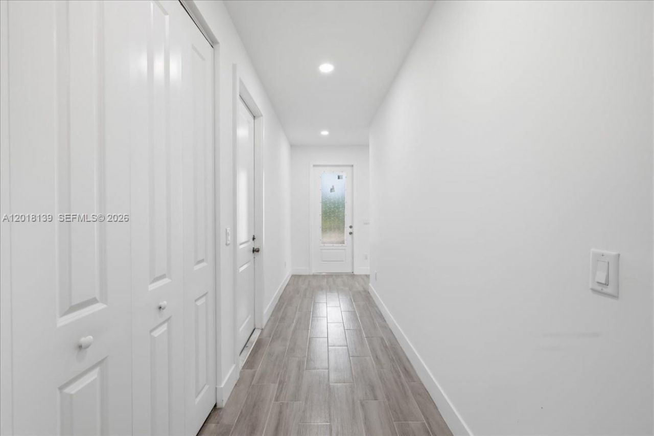 136 Lomas Rd , Rotonda West, FL 33947 Photo