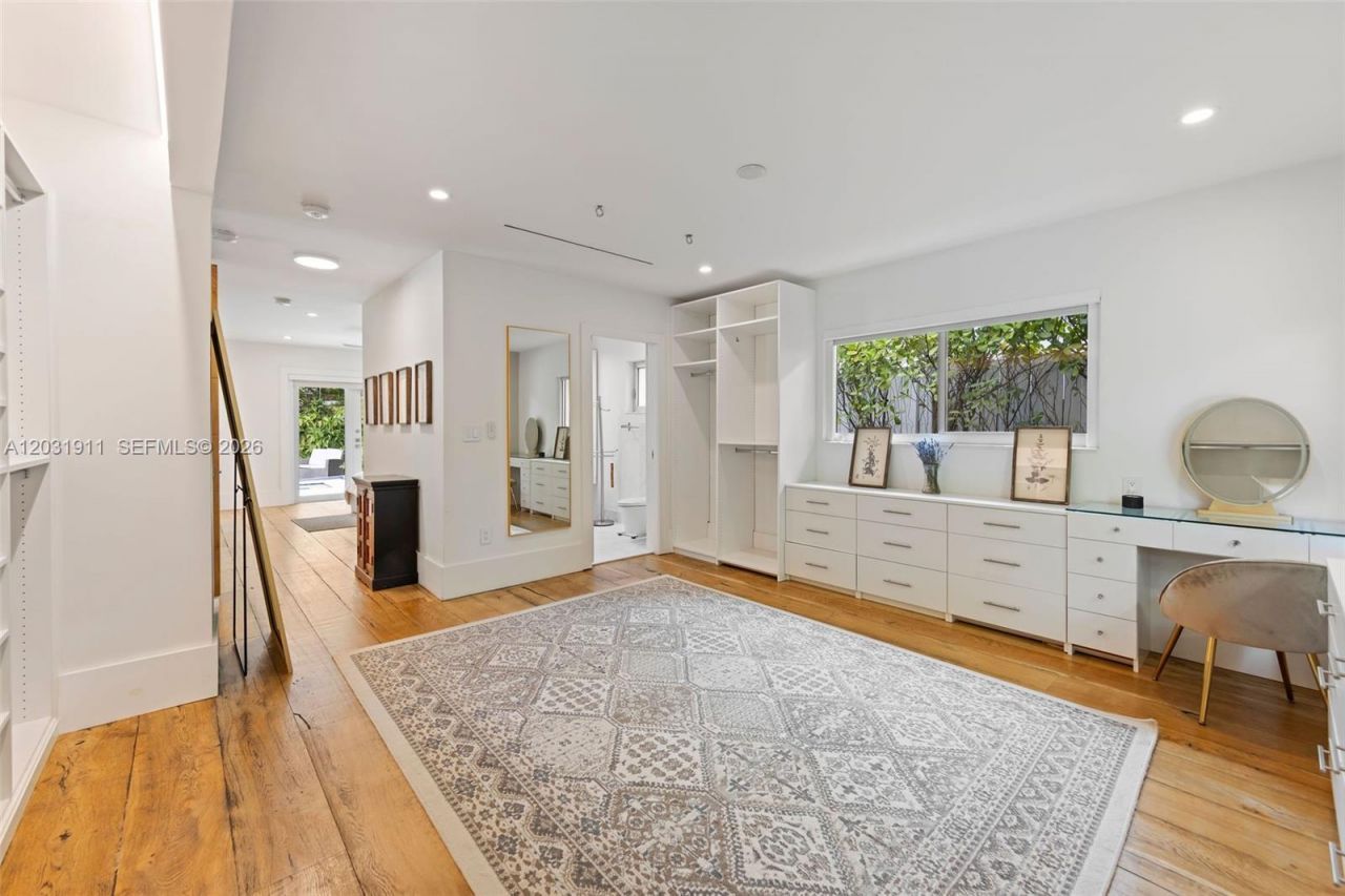 651 NE 52nd Ter , Miami, FL 33137 Photo