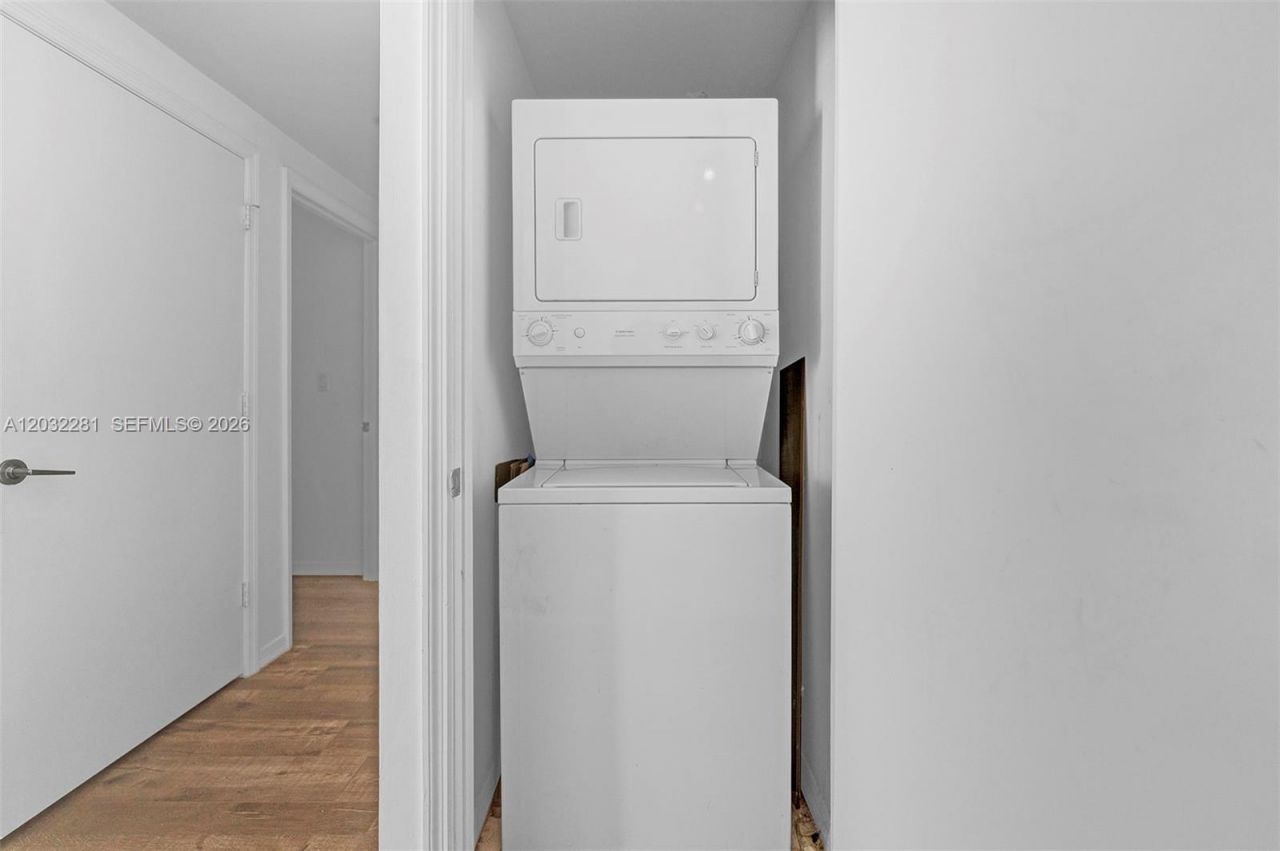 55 SE 6th St , Unit 1208, Miami, FL 33131 Photo