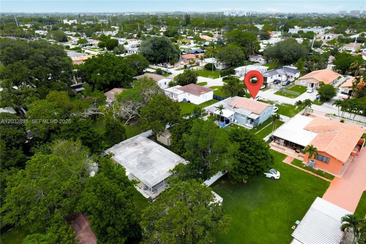 5860 SW 19th St , Miami, FL 33155 Photo