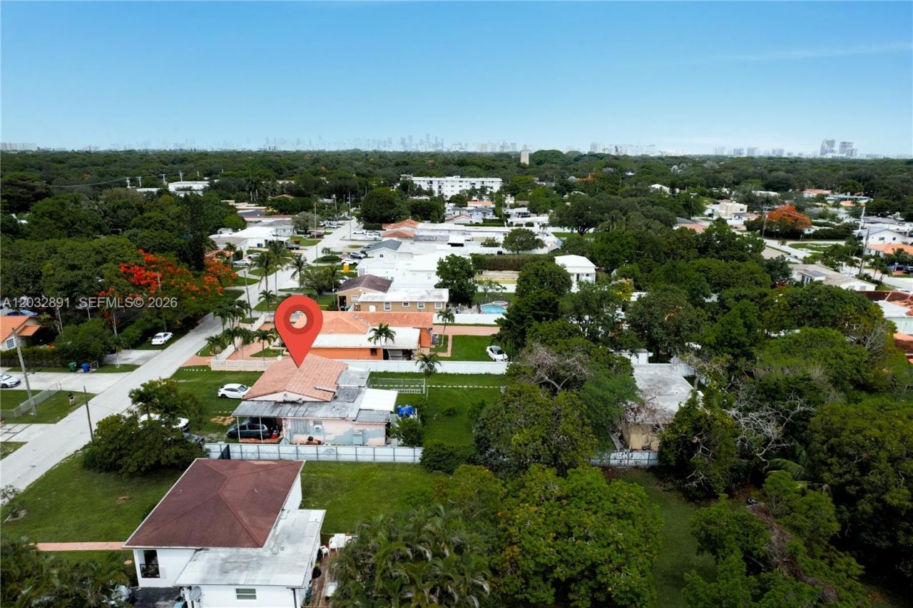 5860 SW 19th St , Miami, FL 33155 Photo