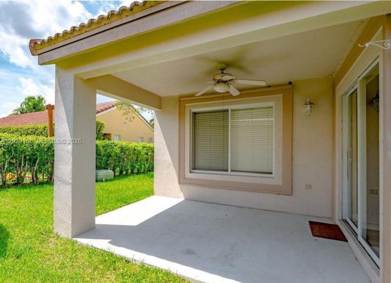 1530 Canary Island Dr, Weston, FL 33327 Photo