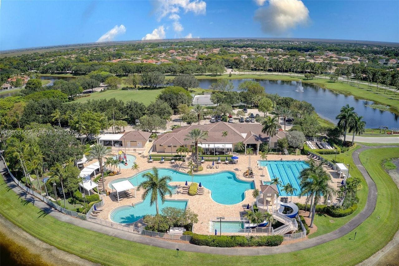 1530 Canary Island Dr, Weston, FL 33327 Photo