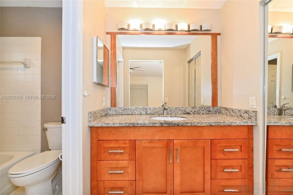 1530 Canary Island Dr , Weston, FL 33327 Photo