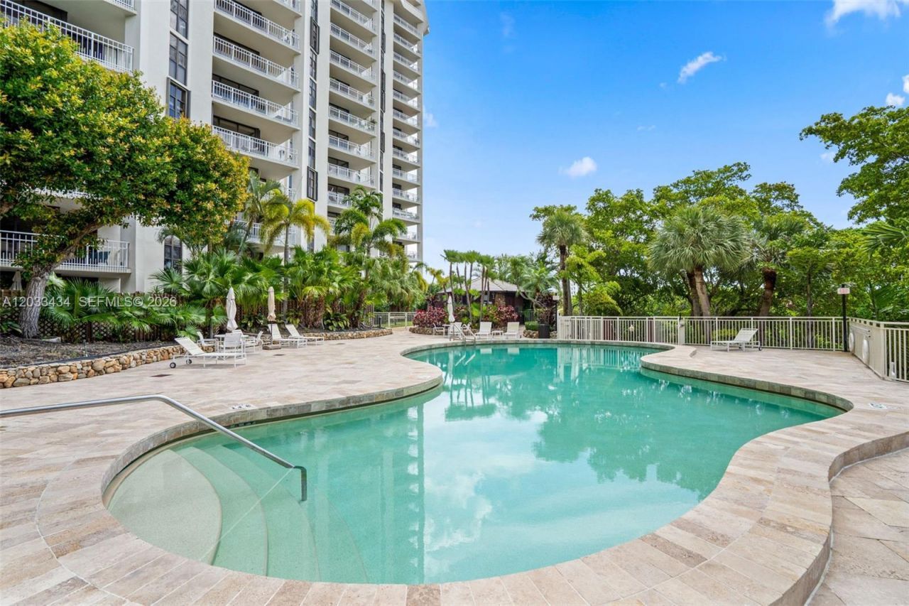 1000 Quayside Ter , Unit 1604, Miami, FL 33138 Photo