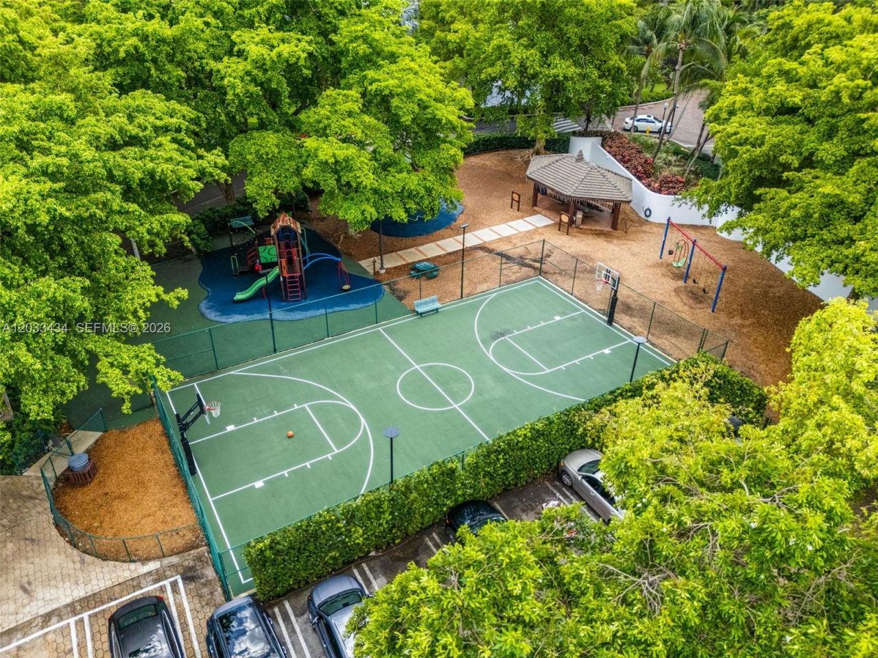 1000 Quayside Ter , Unit 1604, Miami, FL 33138 Photo
