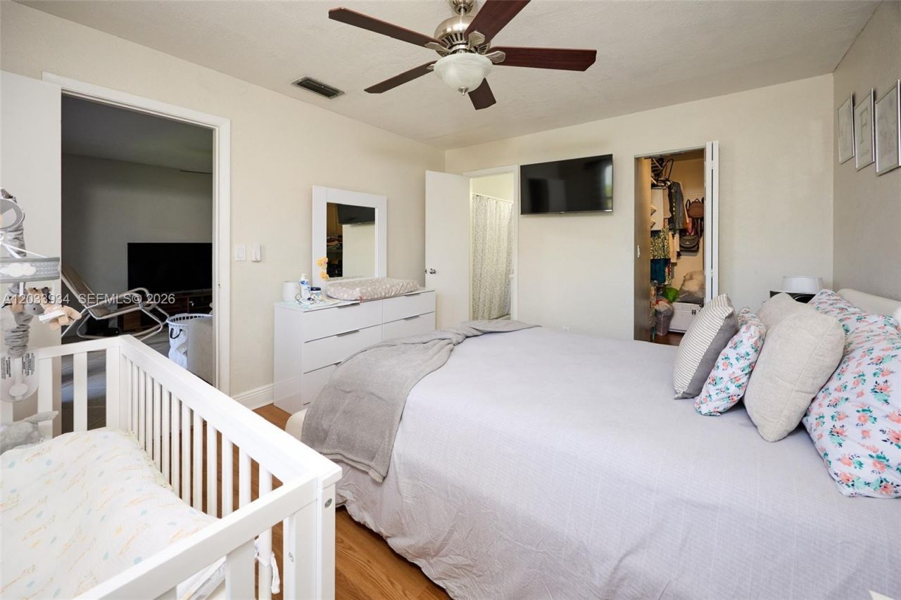 940 NW 104th Ave , Unit 203, Pembroke Pines, FL 33026 Photo