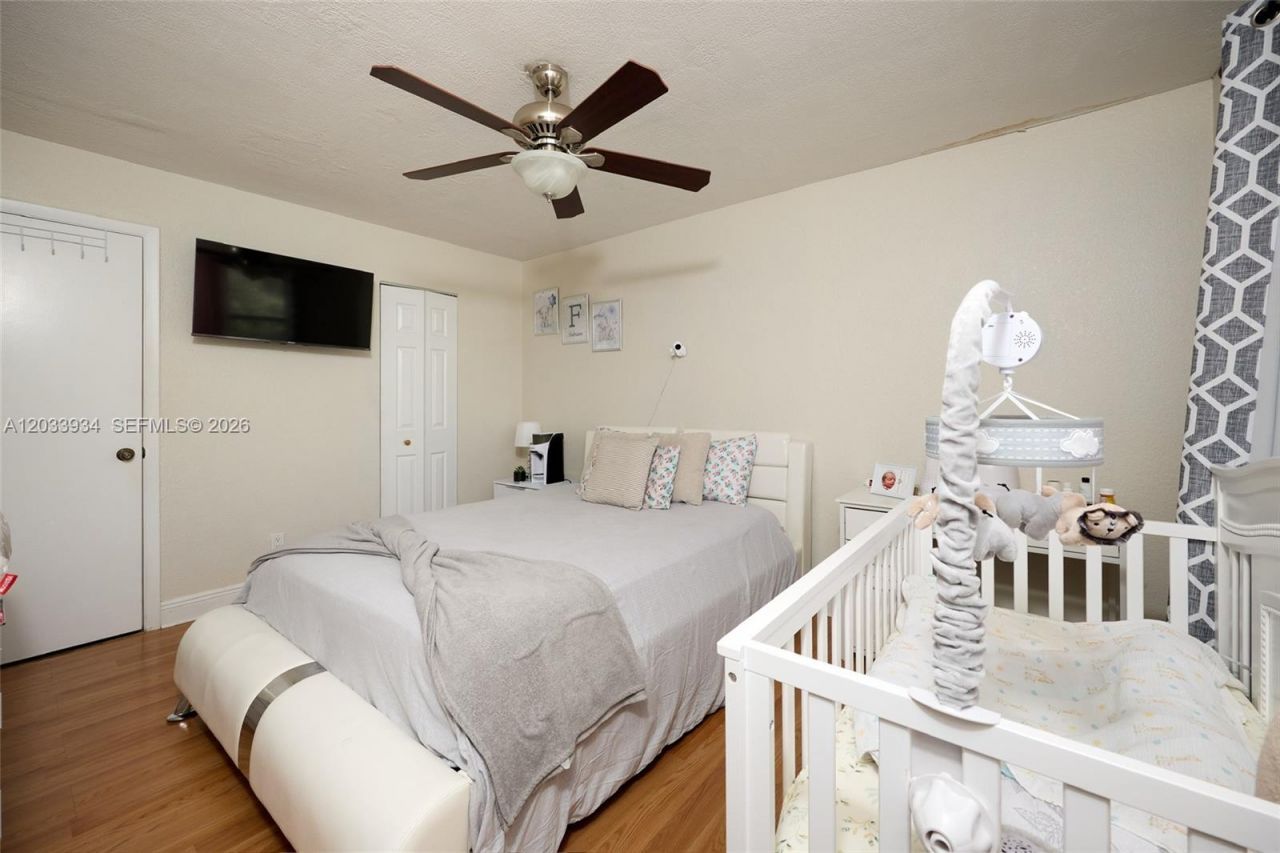940 NW 104th Ave , Unit 203, Pembroke Pines, FL 33026 Photo