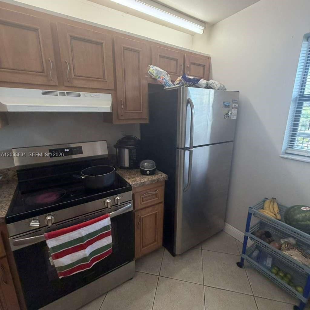 940 NW 104th Ave , Unit 203, Pembroke Pines, FL 33026 Photo