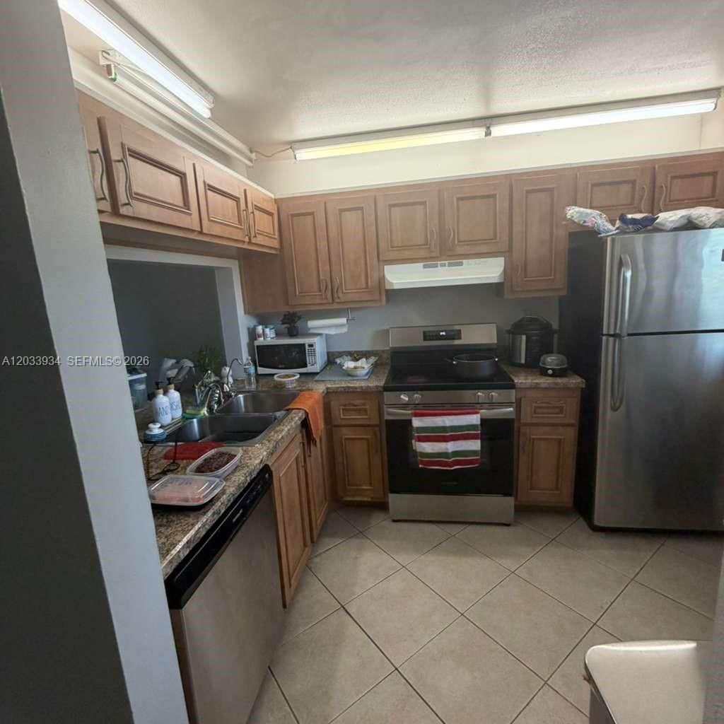 940 NW 104th Ave , Unit 203, Pembroke Pines, FL 33026 Photo