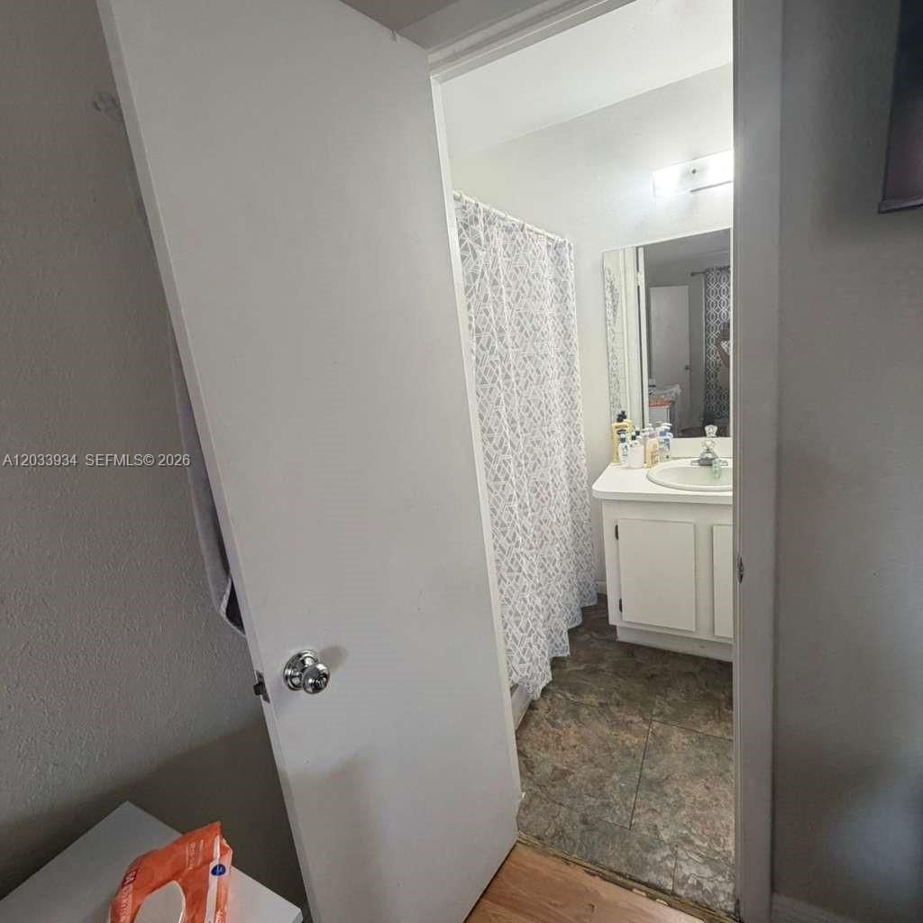 940 NW 104th Ave , Unit 203, Pembroke Pines, FL 33026 Photo