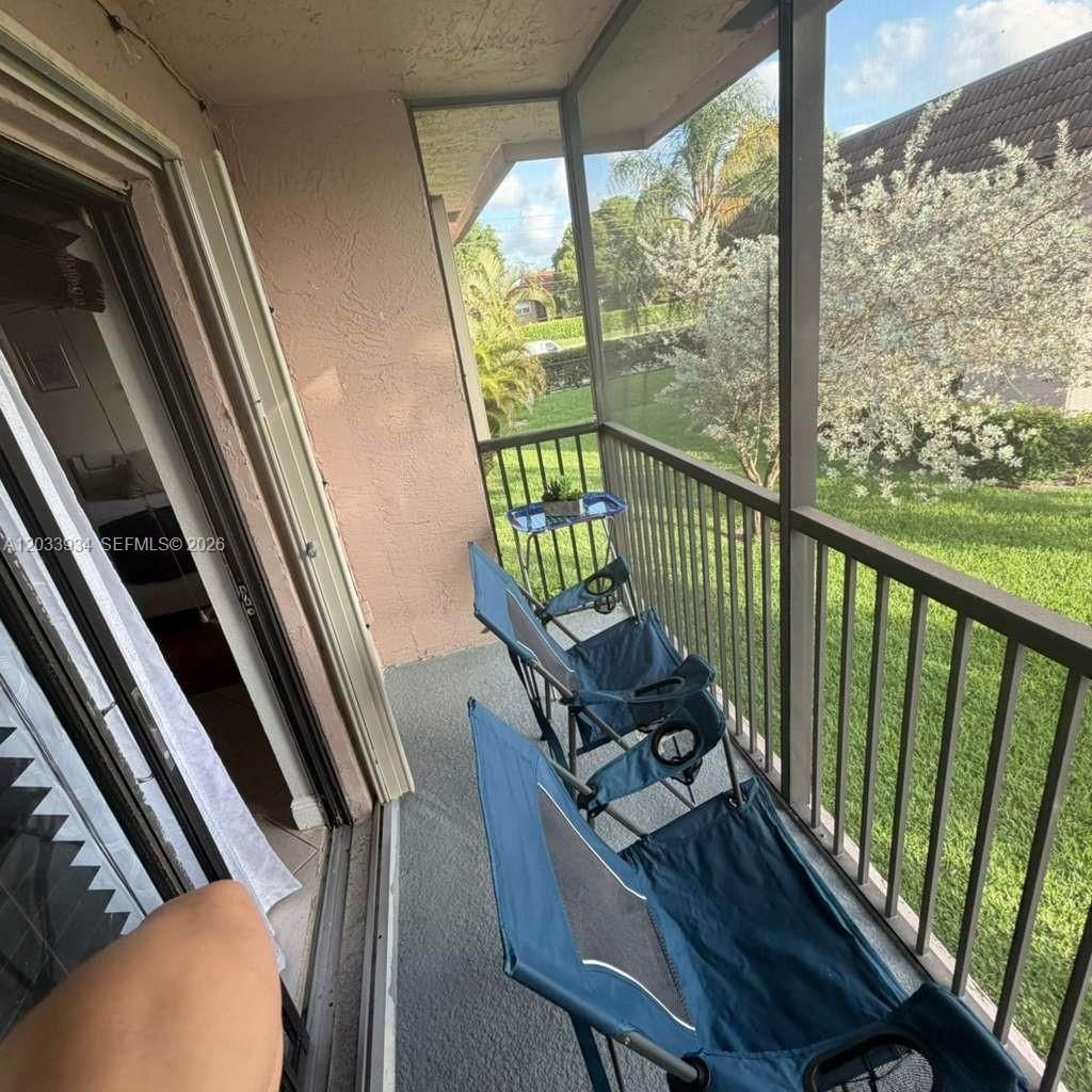 940 NW 104th Ave , Unit 203, Pembroke Pines, FL 33026 Photo