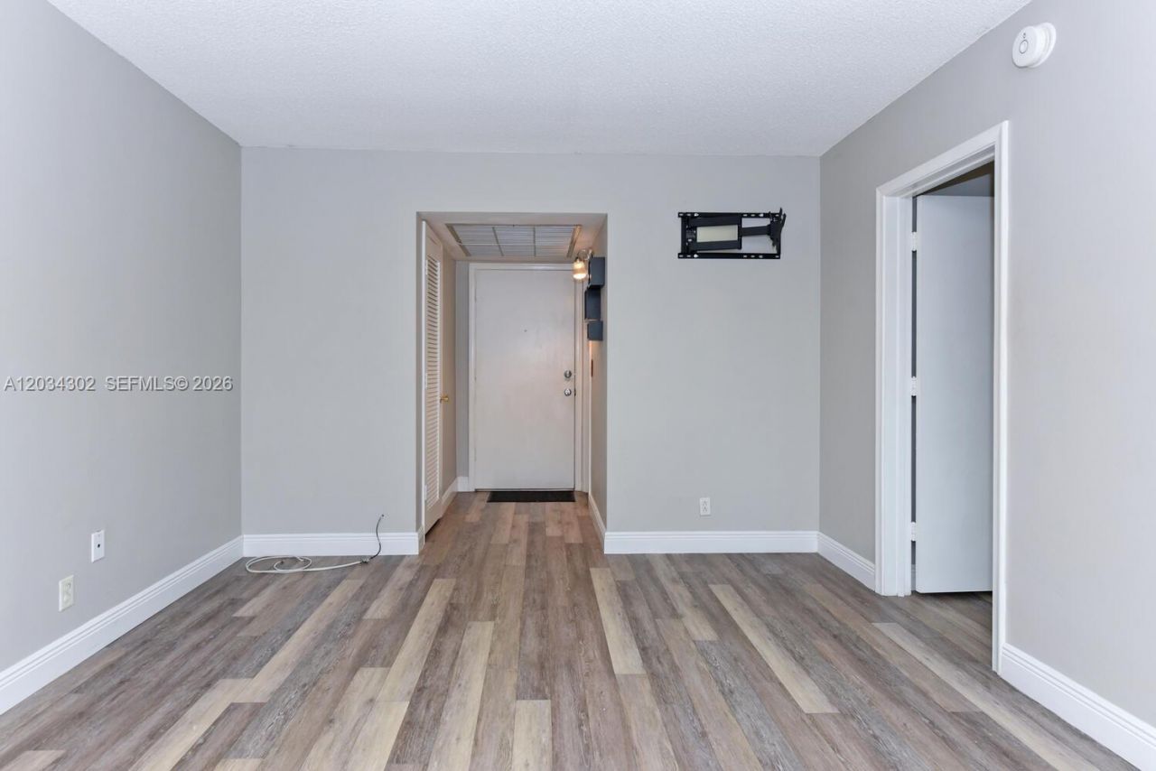 298 SW 6th St , Unit 1030, Boca Raton, FL 33432 Photo