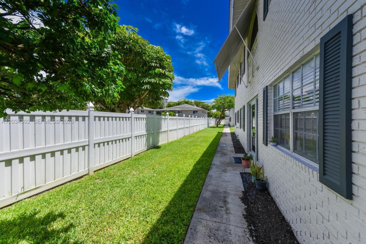 298 SW 6th St , Unit 1030, Boca Raton, FL 33432 Photo