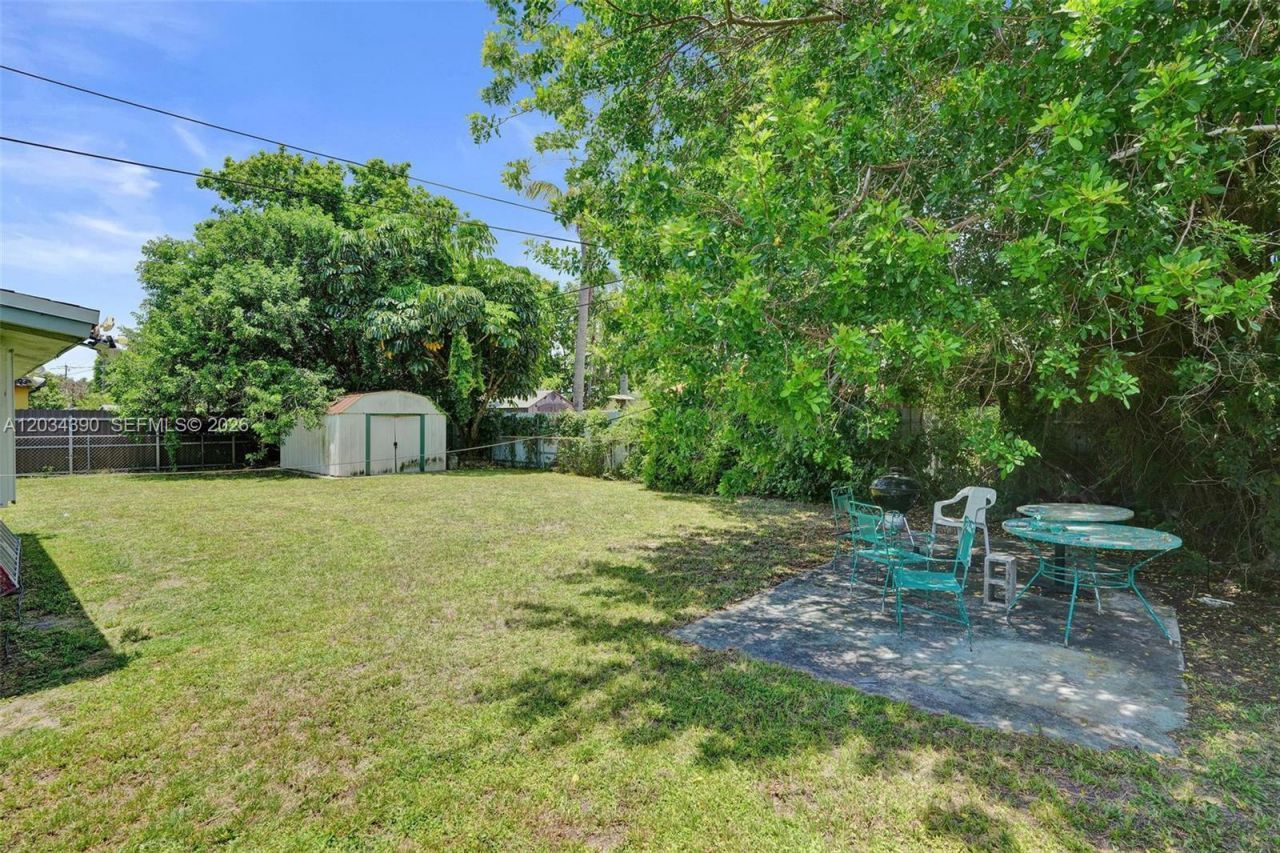 17132 NW 9th Ct, Miami Gardens, FL 33169 Photo