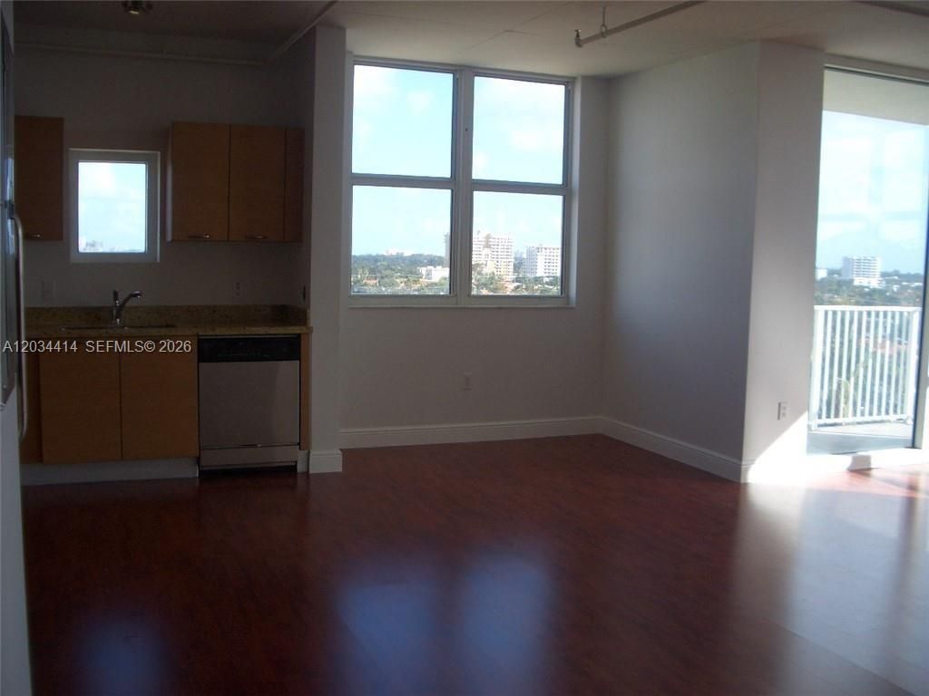 3180 SW 22nd Ter , Unit 701, Miami, FL 33145 Photo
