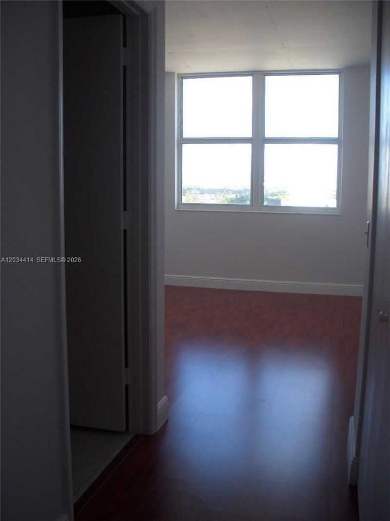 3180 SW 22nd Ter , Unit 701, Miami, FL 33145 Photo