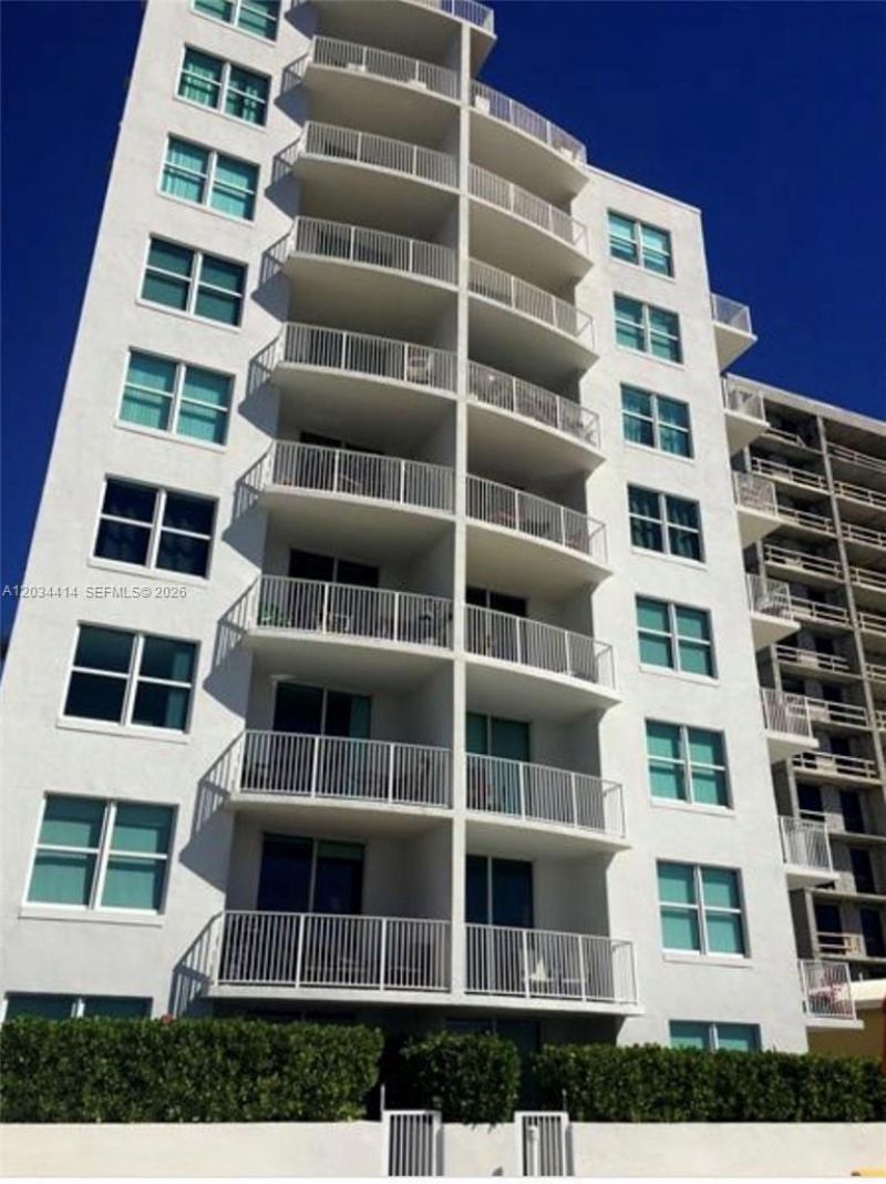 3180 SW 22nd Ter , Unit 701, Miami, FL 33145 Photo
