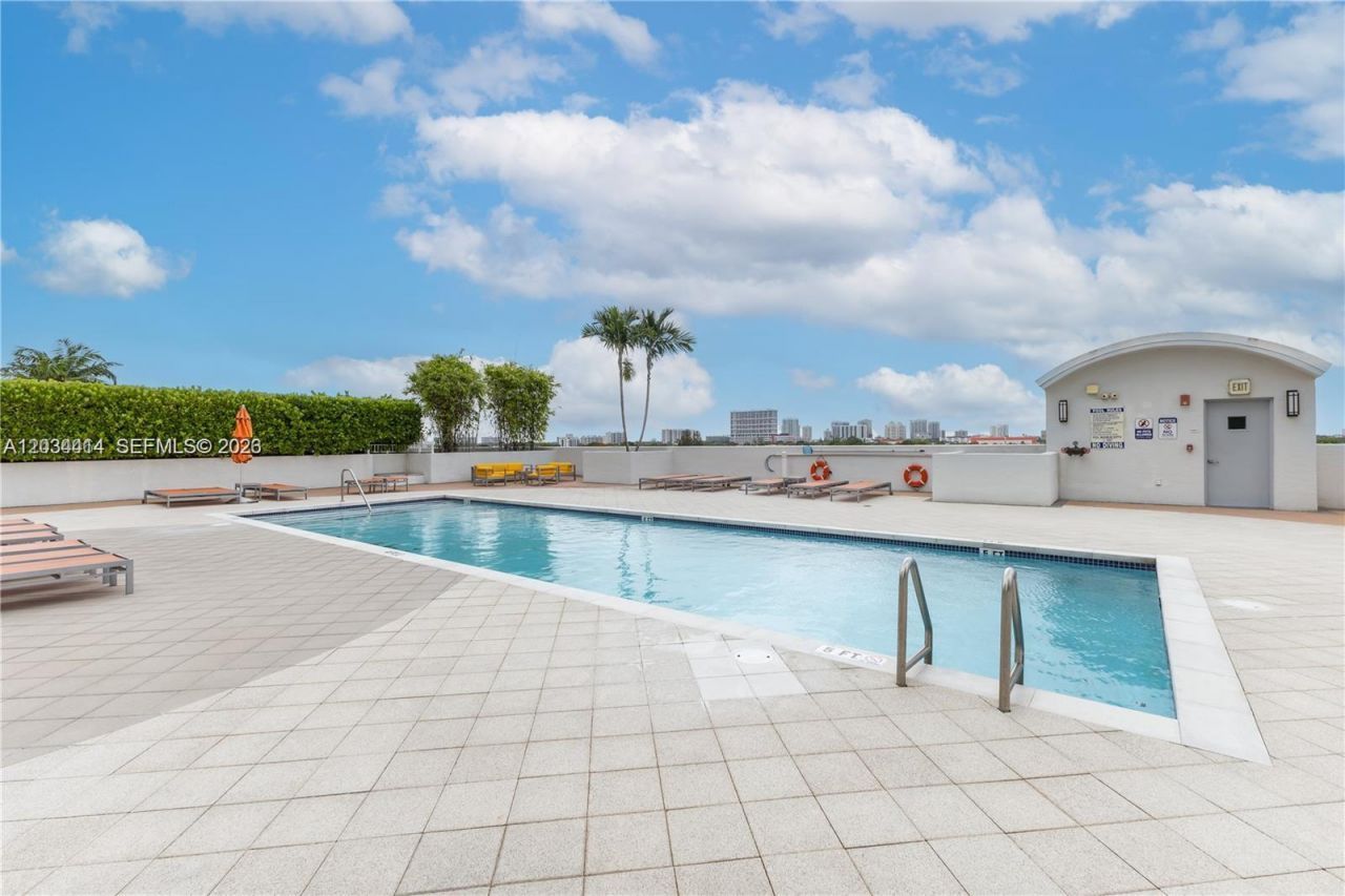 3180 SW 22nd St., Unit 701, Miami, FL 33145 Photo
