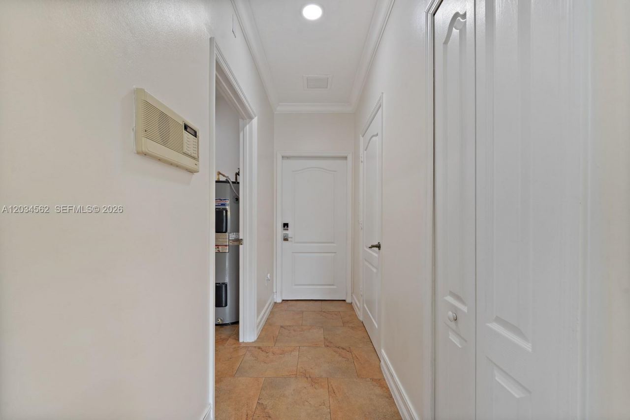 15651 SW 14th St , Miami, FL 33194 Photo