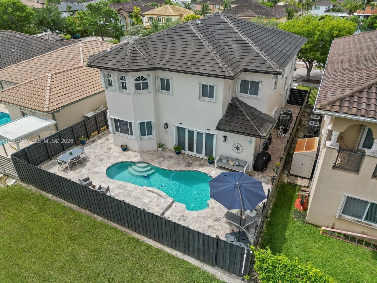15651 SW 14th St , Miami, FL 33194 Photo