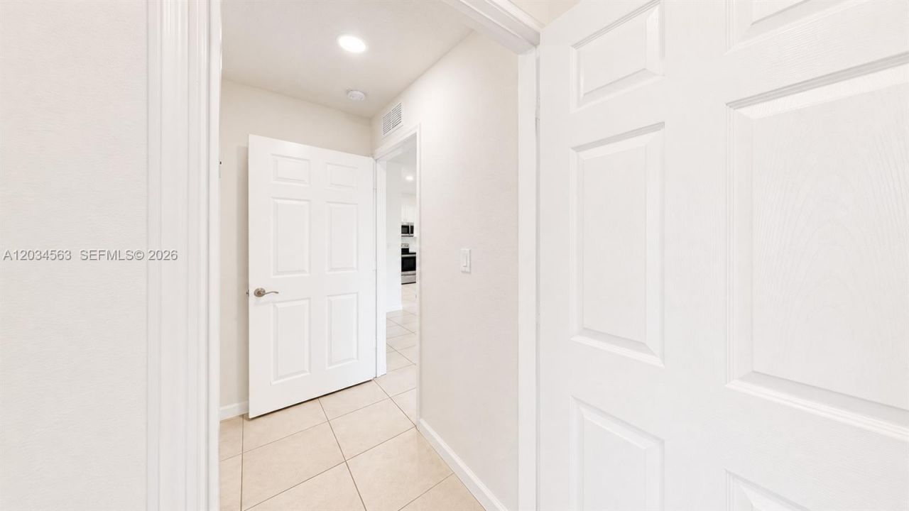 2434 NE 1st St , Unit 2434, Homestead, FL 33033 Photo