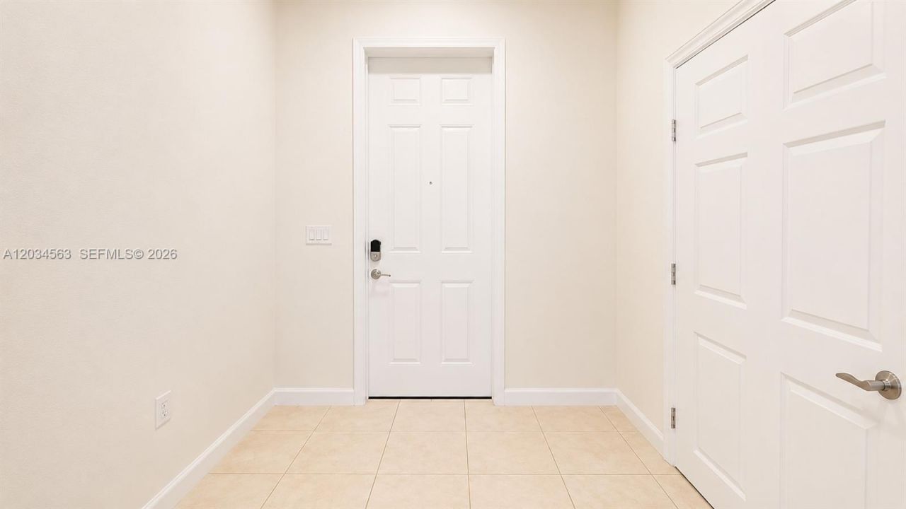 2434 NE 1st St , Unit 2434, Homestead, FL 33033 Photo