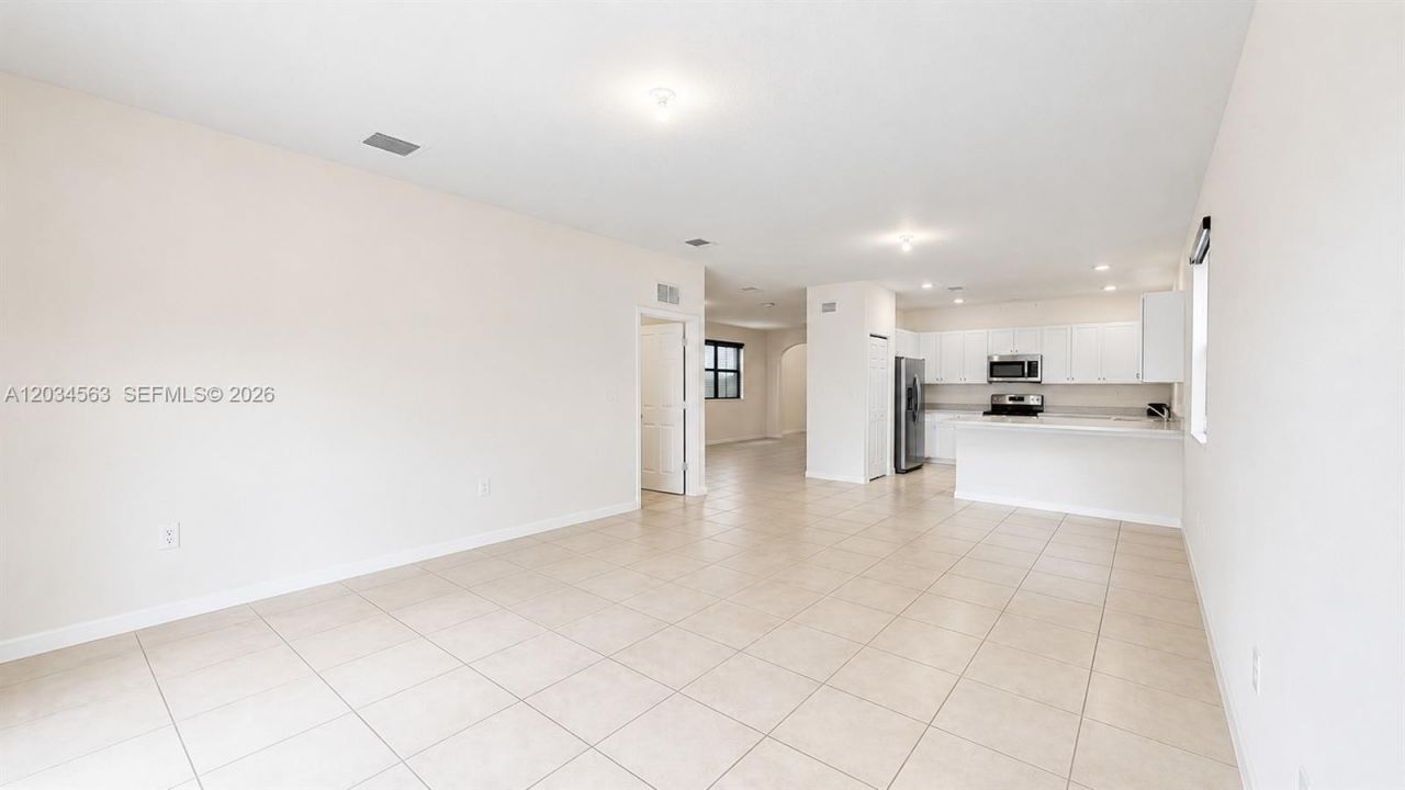 2434 NE 1st St , Unit 2434, Homestead, FL 33033 Photo