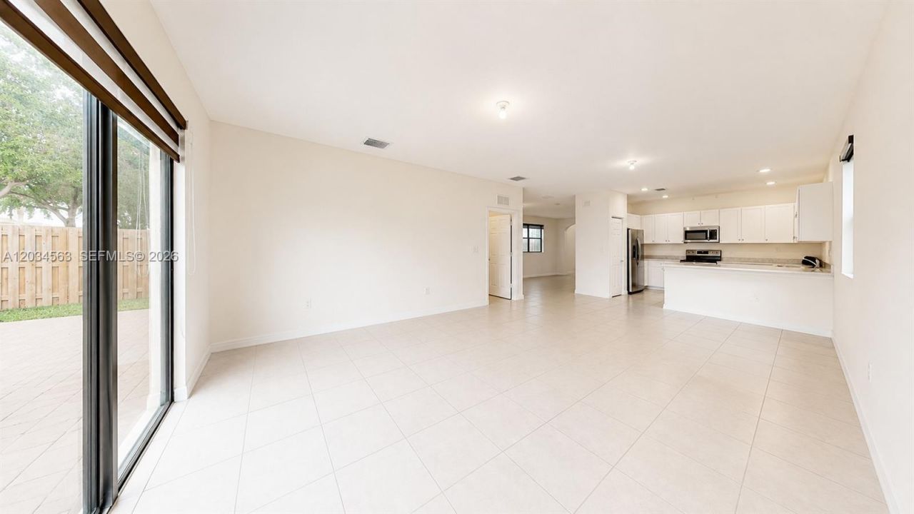 2434 NE 1st St , Unit 2434, Homestead, FL 33033 Photo